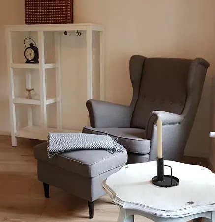Gaestewohnung Wasserzucht شقة